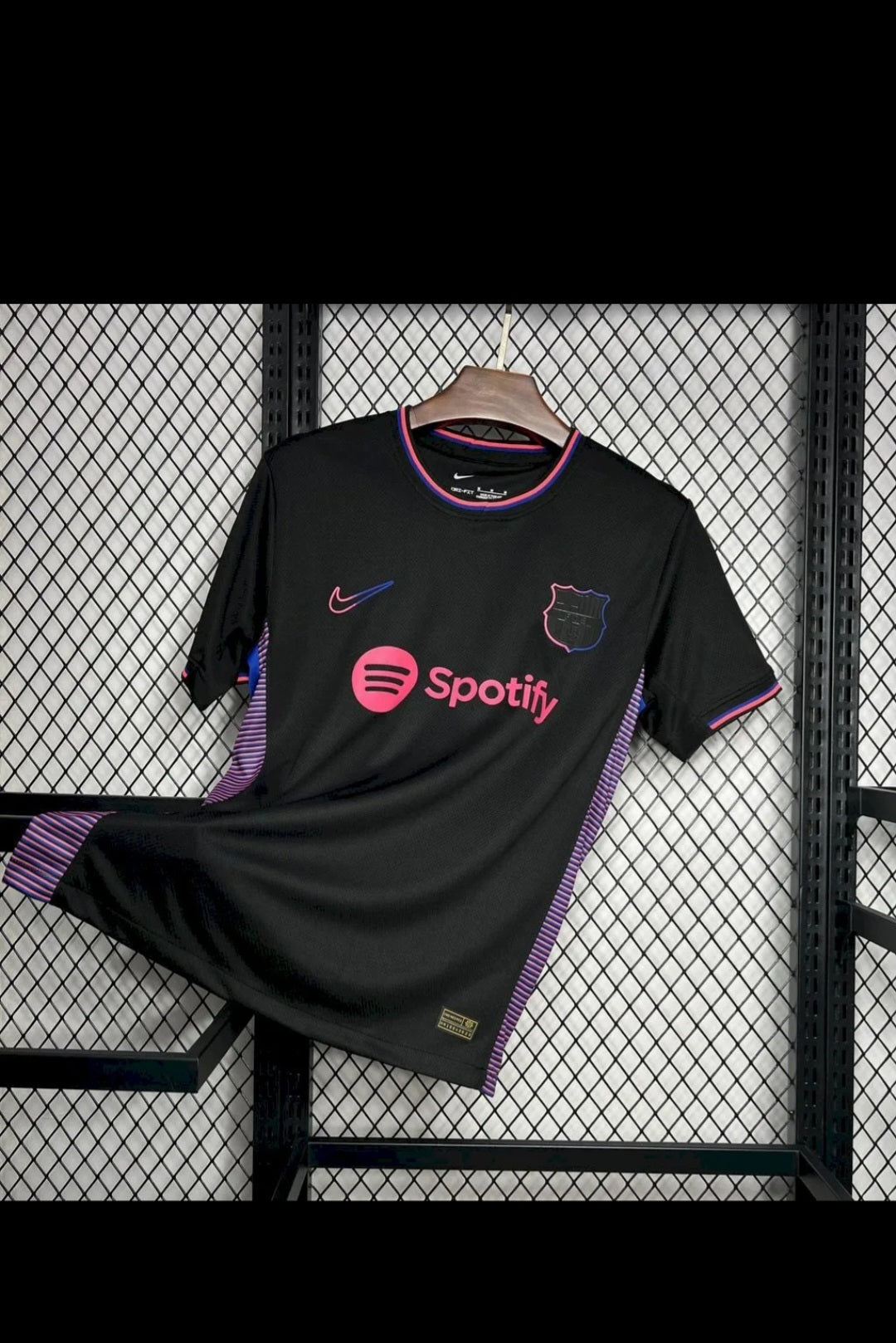 Barcelona 2024 Training Black Edition